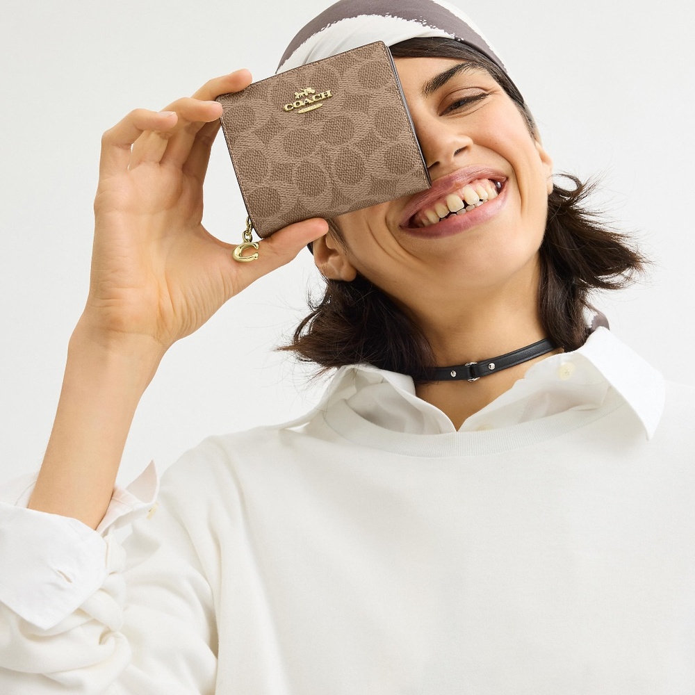 Snap Wallet In Signature Canvas NWT - image 3